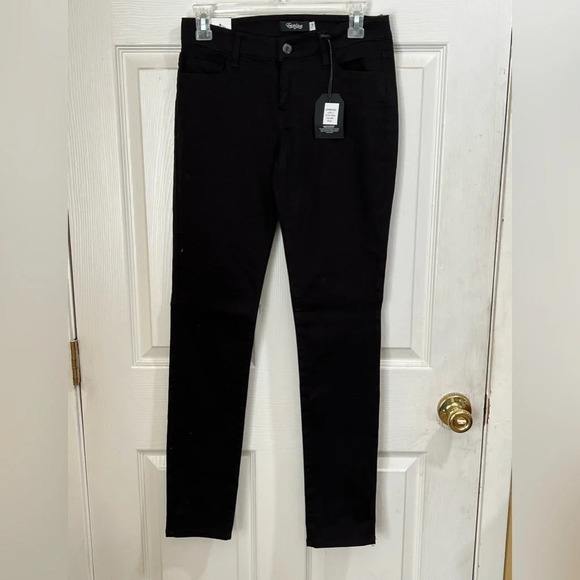 EUNINA Black Skinny Jean - Size: 7 - Picture 1 of 8